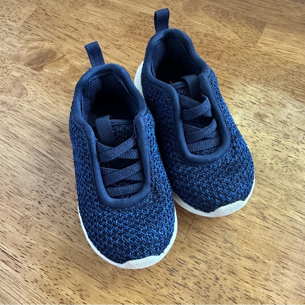Carter’s Size 4 Kids Navy Blue Slip-on Sneakers